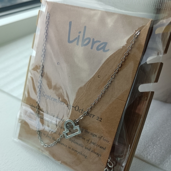 Libra Zodiac Necklace Stainless steel - Picture 3 of 3